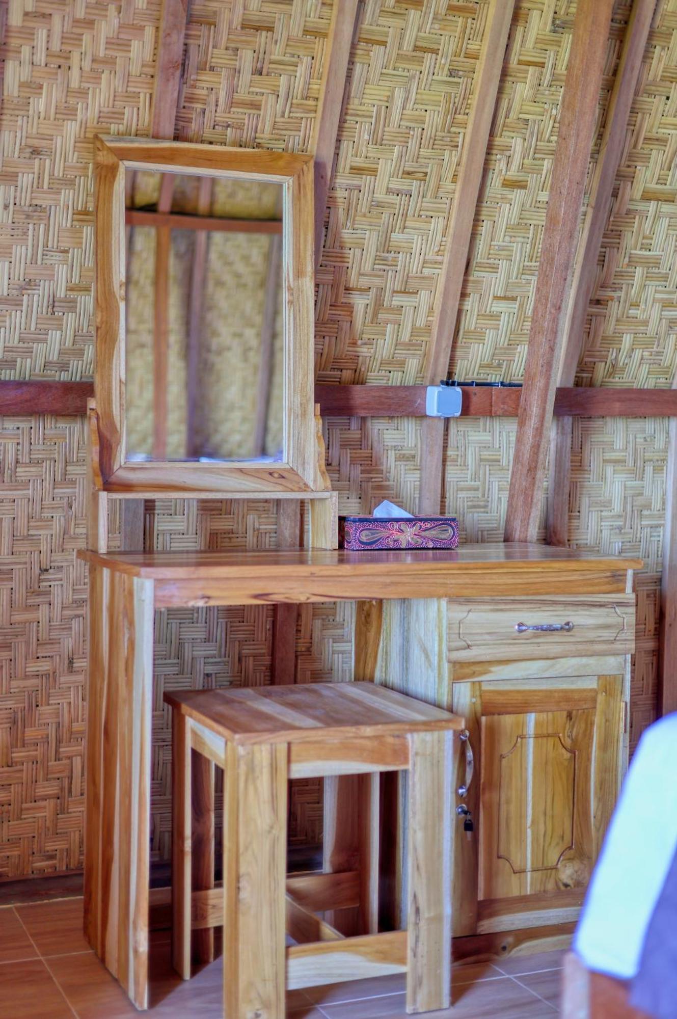 D Sebuluh Bungalow Batumadeg Δωμάτιο φωτογραφία